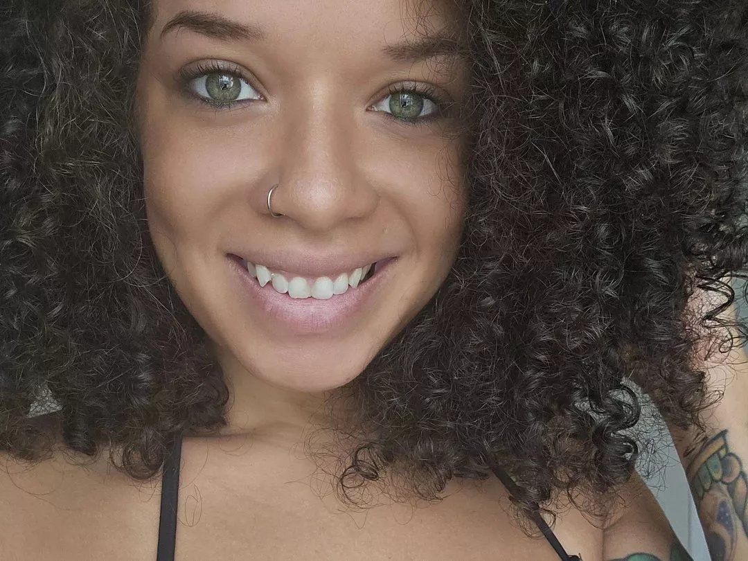 Offline BrooklynSkyXO on Streamate