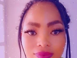 BustyBlack25 on Streamate 