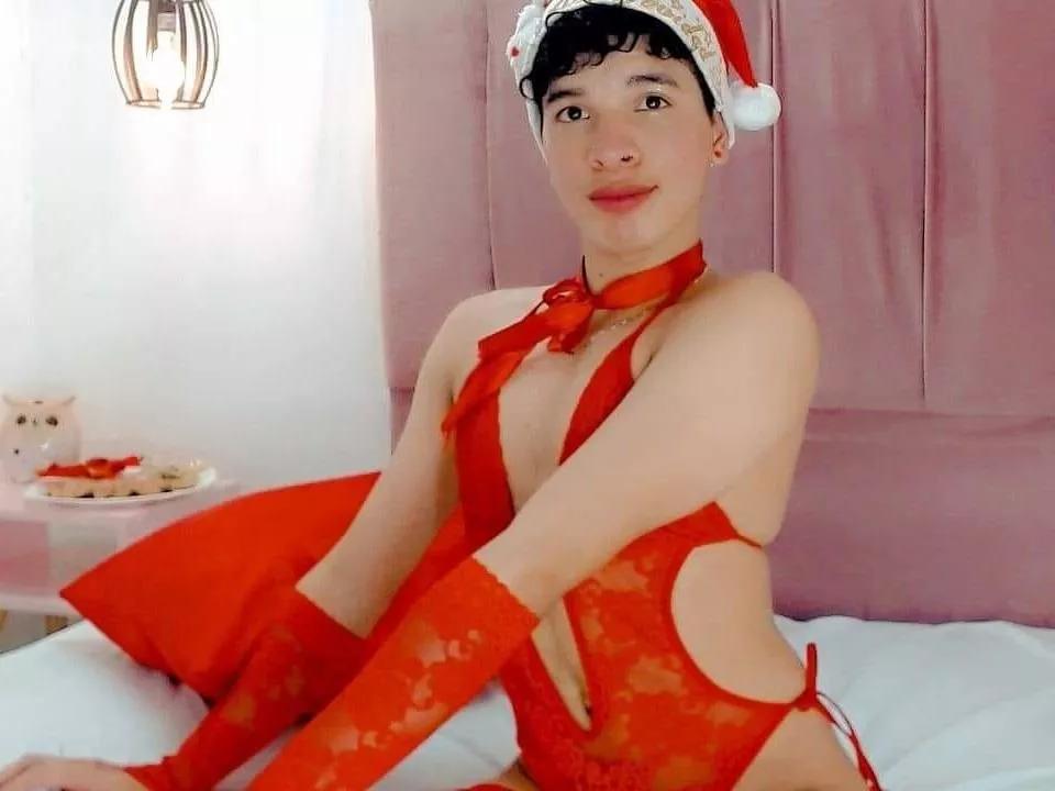 ChrisHawk on Streamate 
