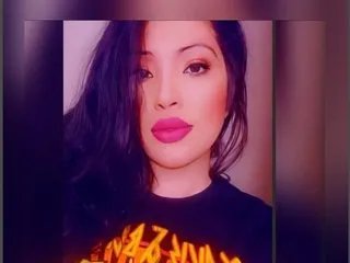 Offline CreamyDeeDee1287J on Streamate