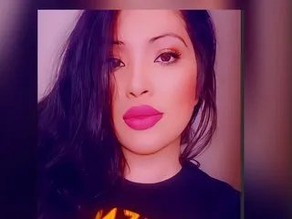 Offline CreamyDeeDee1287J on Streamate