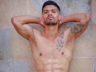 DannSaenz88 on Streamate