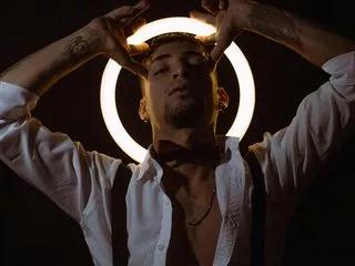 DrakeNeuman on Streamate