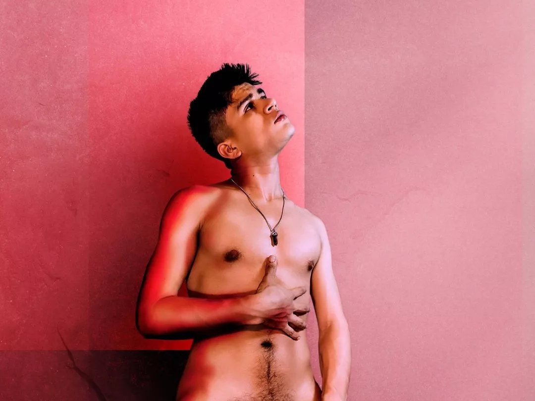 Offline EidenAllenx18 on Streamate