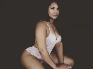 Elissa21 on Streamate