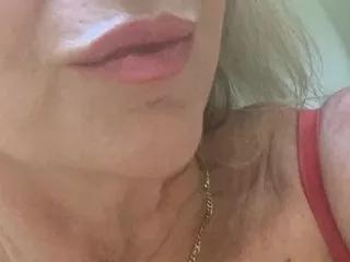 Elly49 on Streamate 