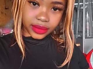 EROTICBARBIE30 on Streamate