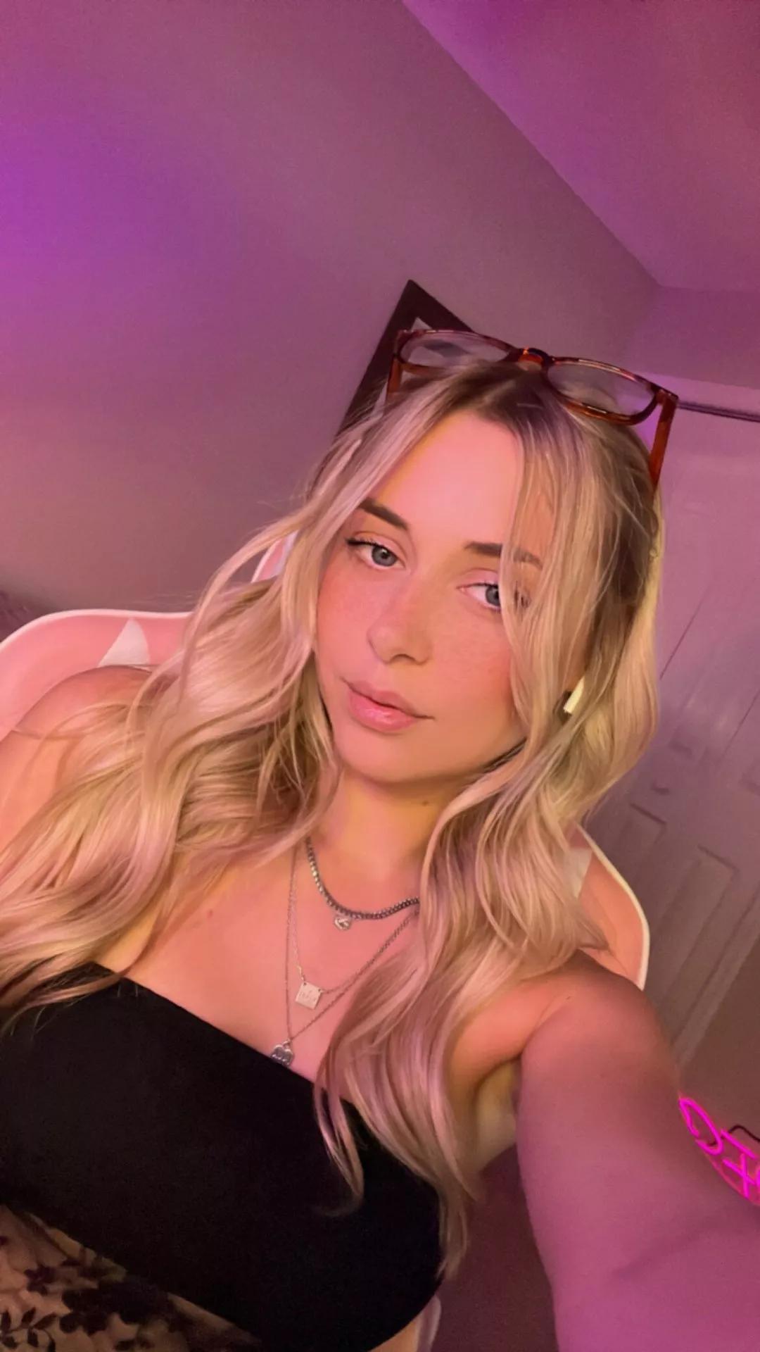GoddessKateS on Streamate 