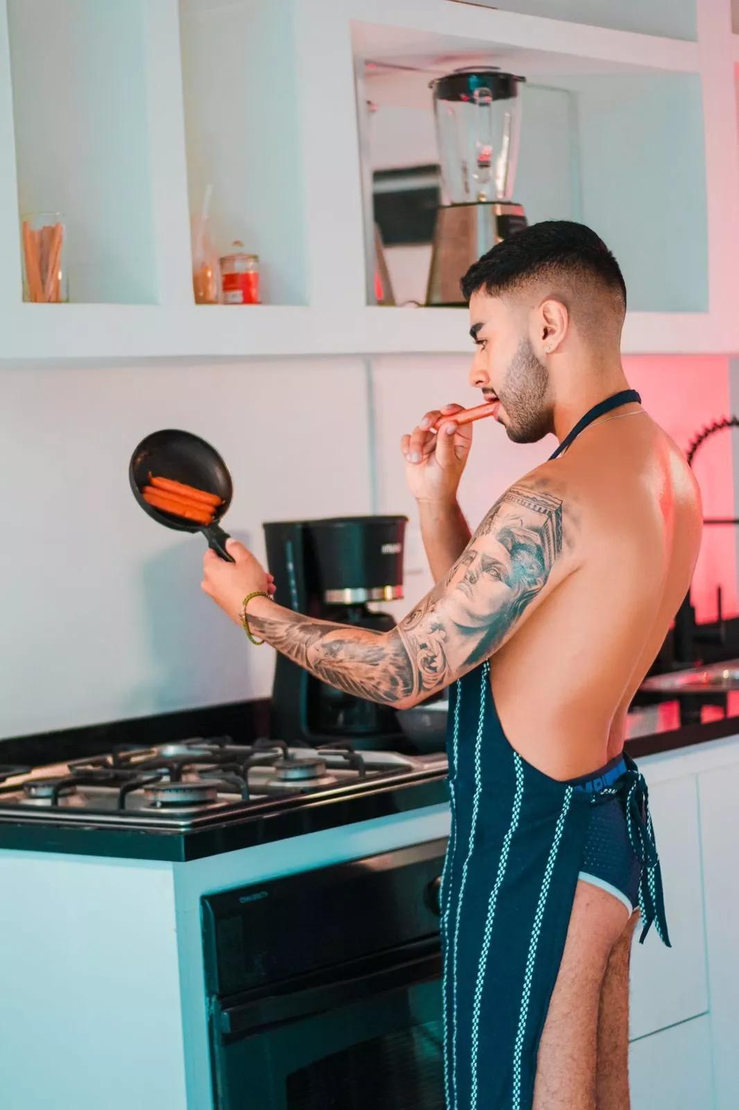 itsmeeros on Streamate