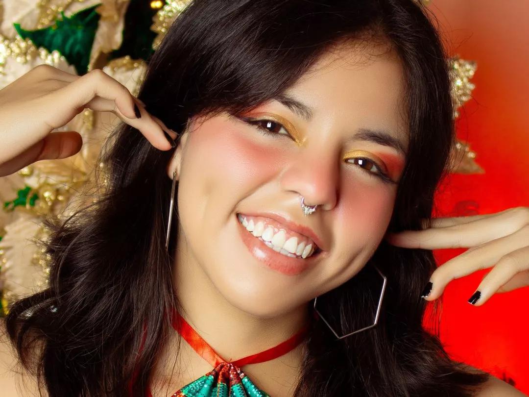 Offline IvannaBellini019 on Streamate