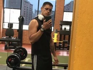 Offline Jhonnbooy on Streamate