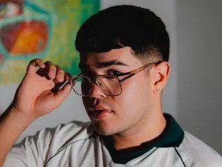 JosephConnor — Group on Streamate