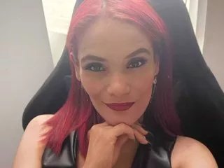Offline JulietaWall21 on Streamate