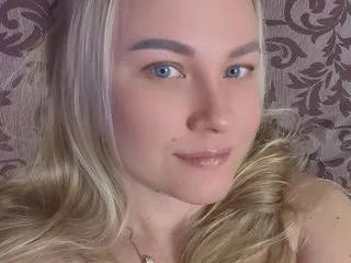 LanaBlondeBush on Streamate 