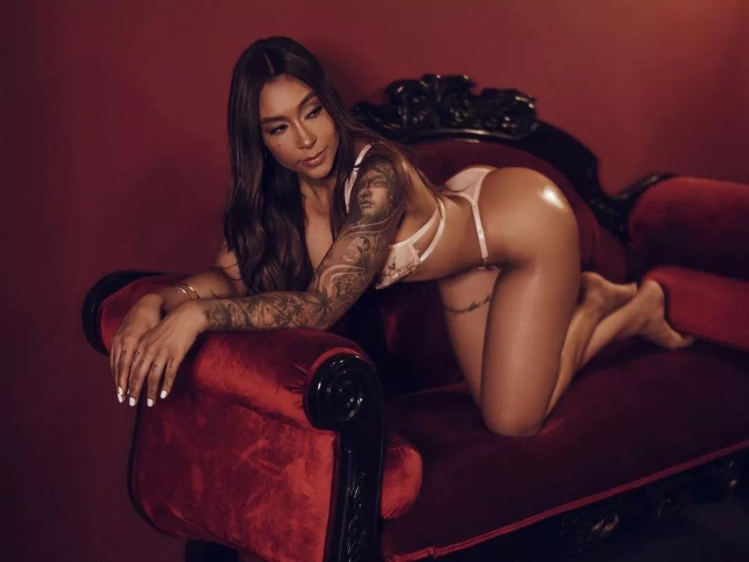 LaurenWod on Streamate 