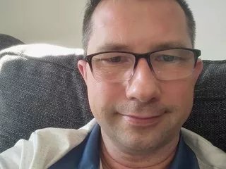 Offline Letsplaysoon121 on Streamate