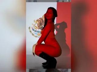 littleezoee on Streamate 