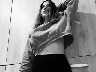 luna0102 on Streamate