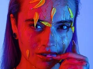 Offline Miaa_Stonee on Streamate