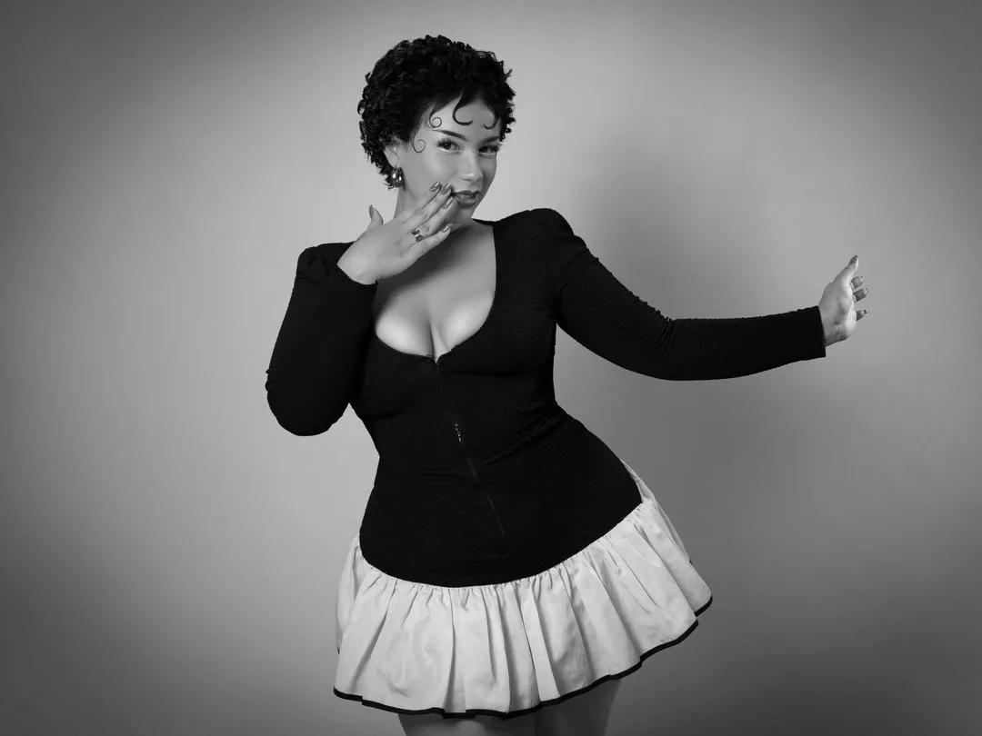 Millyjohnson on Streamate 