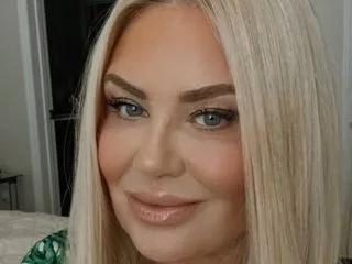 MollyMilfXOXO on Streamate 