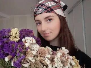 MollySolo on Streamate 