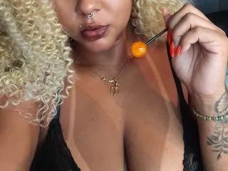 Nika_Ebony on Streamate