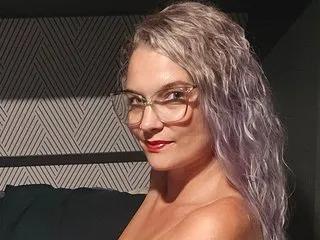 NinaNicoleRoyale on Streamate 