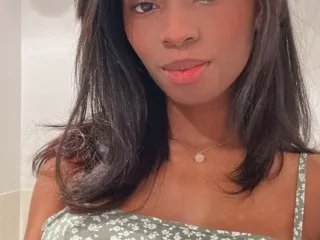 Offline nomimalonee on Streamate