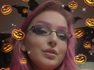 Offline Pinky_Powers on Streamate