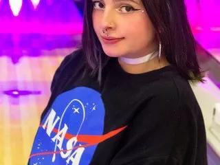 Offline SachiMeow on Streamate