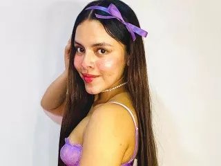 Offline sarahlanne on Streamate