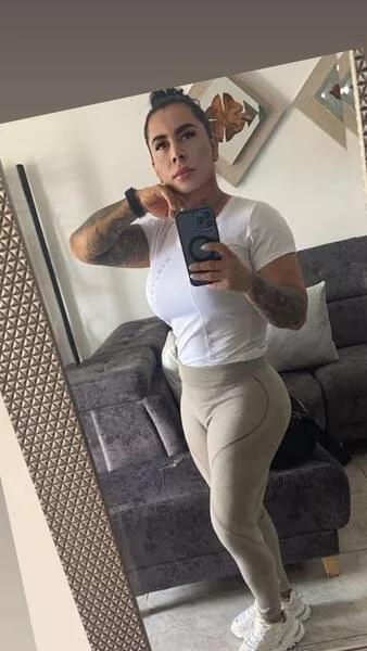 ScarletLyn on Streamate 