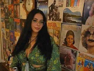 SexySe7en77 on Streamate