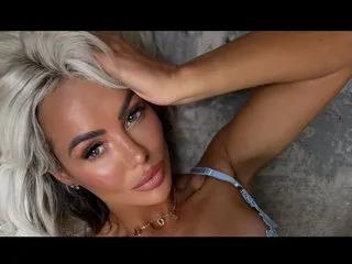 Torilee1988 on Streamate