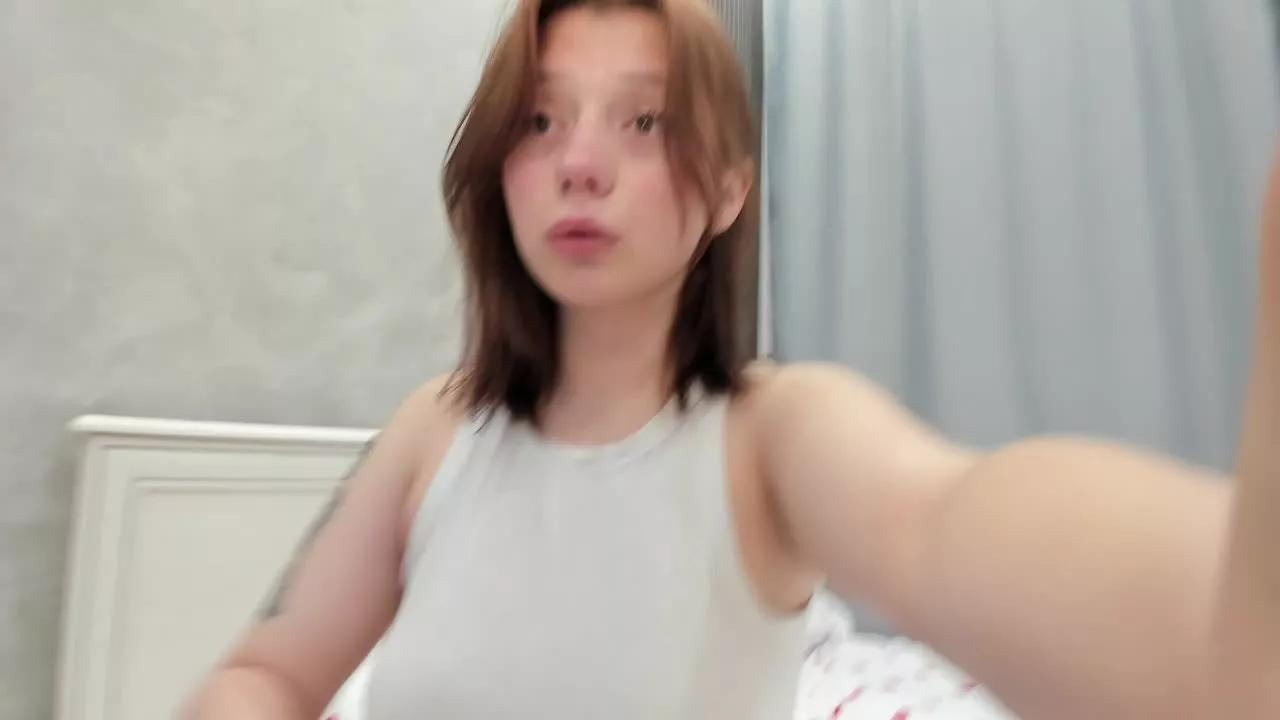 a_lilit on Streamray 