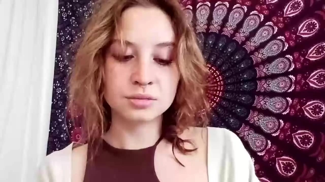 AdalynFlirty on Streamray
