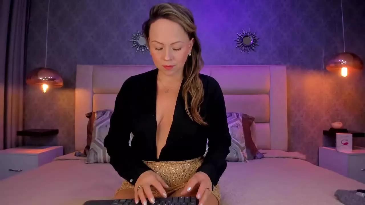 AiraFoster on Streamray 