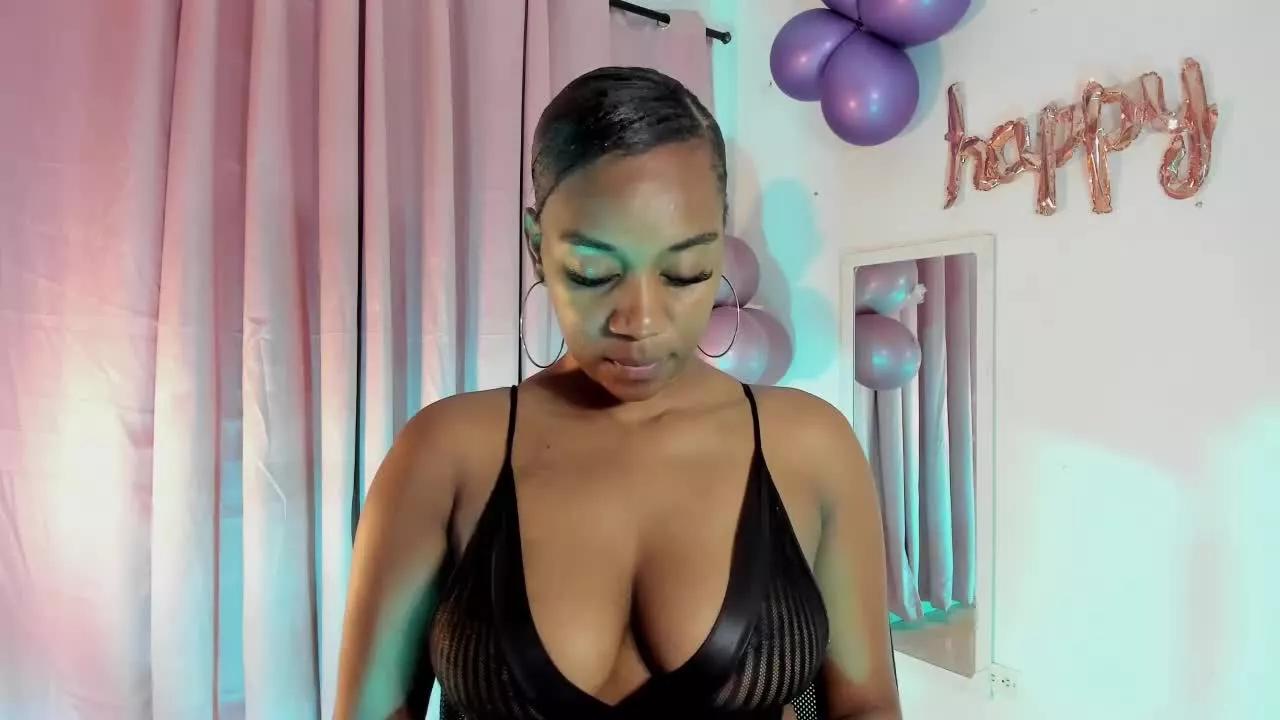 AishaEbonyW on Streamray 