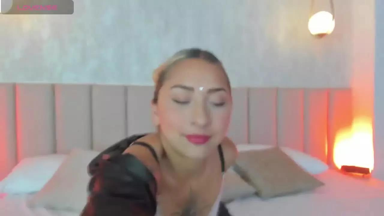 AlahiaStone on Streamray 