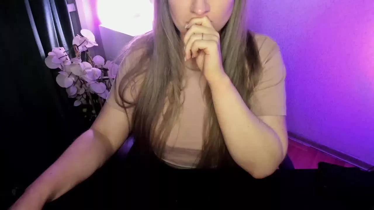 Alenapretty on Streamray 