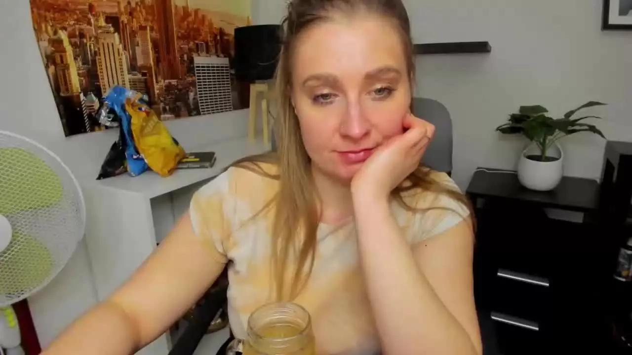Alenapretty on Streamray 