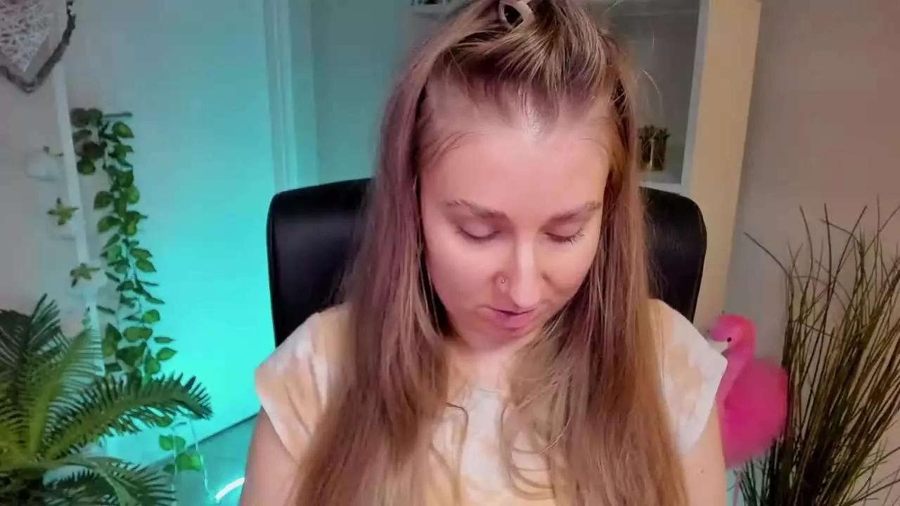 Alenapretty on Streamray 