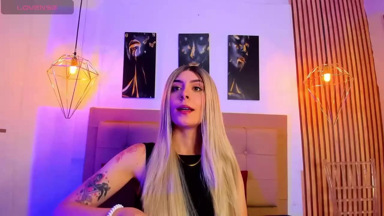 AlesziaRose on Streamray 