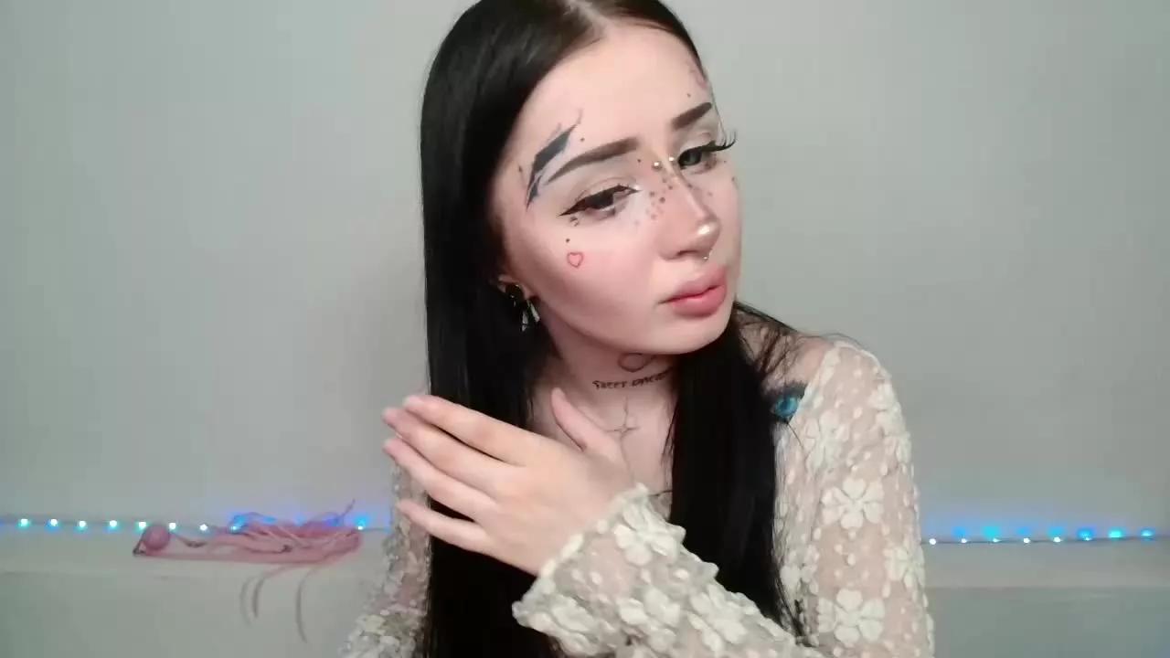alisa_tattoogirl on Streamray 