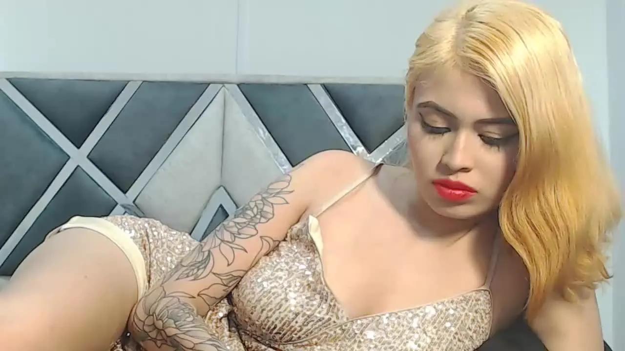 AlisonCarterr on Streamray