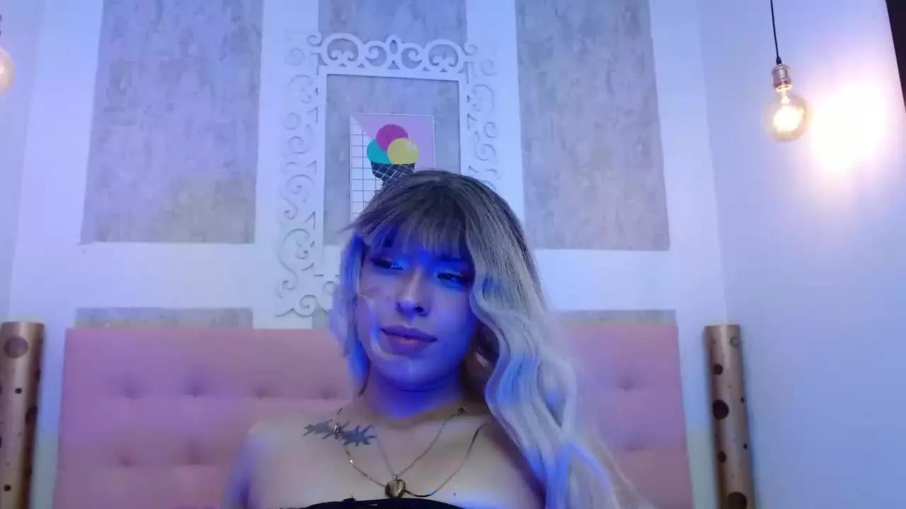 alondra_connor on Streamray 
