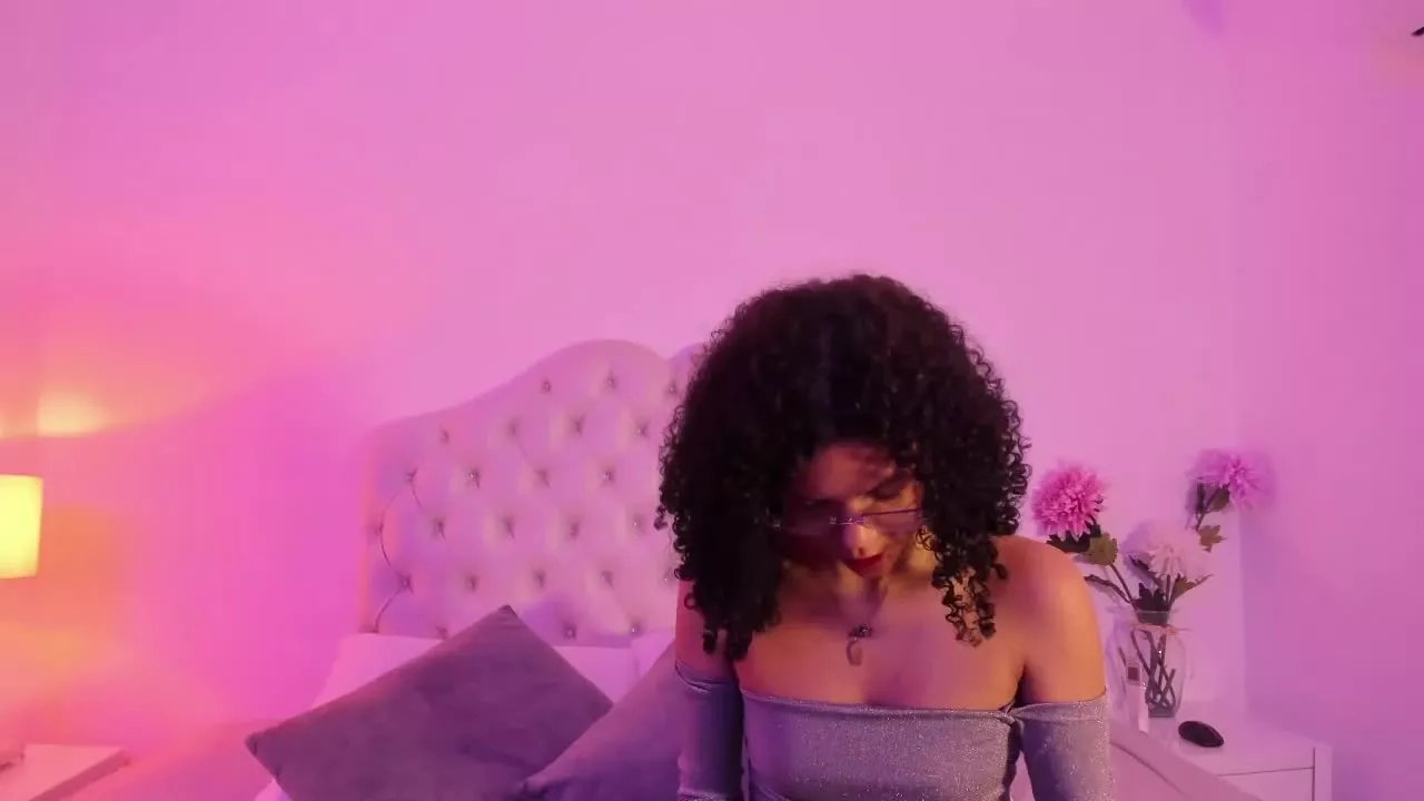 AmarantaFoxz on Streamray 