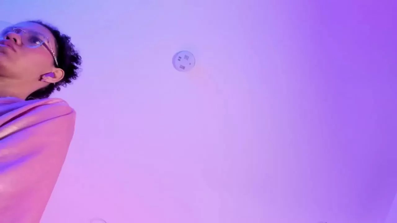 AmarantaFoxz on Streamray 