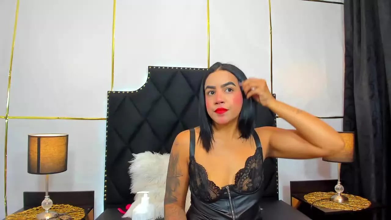 Offline AmberRanier on Streamray